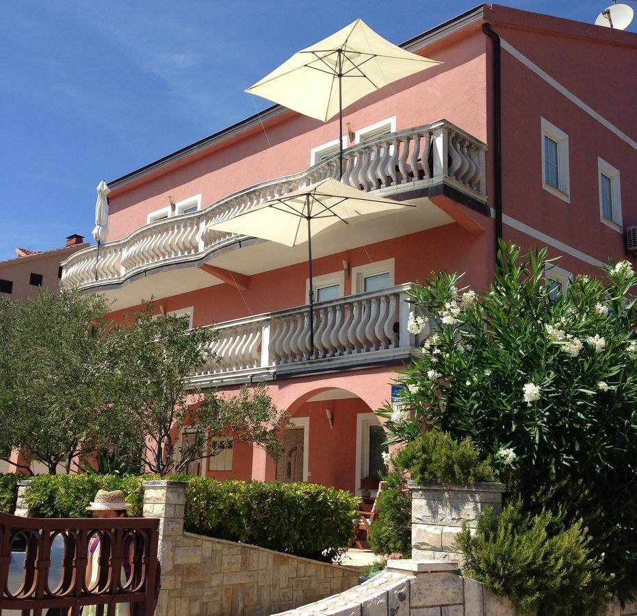 Apartmani Peric Стари Град Экстерьер фото